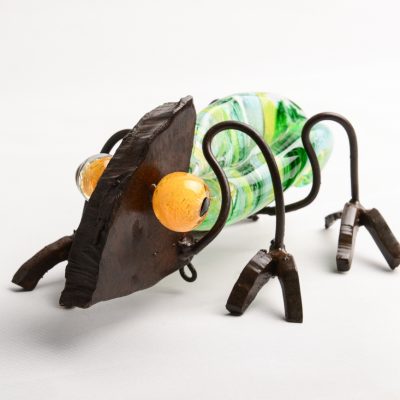 Camaleon de hierro y vidrio soplado. 20x15cm